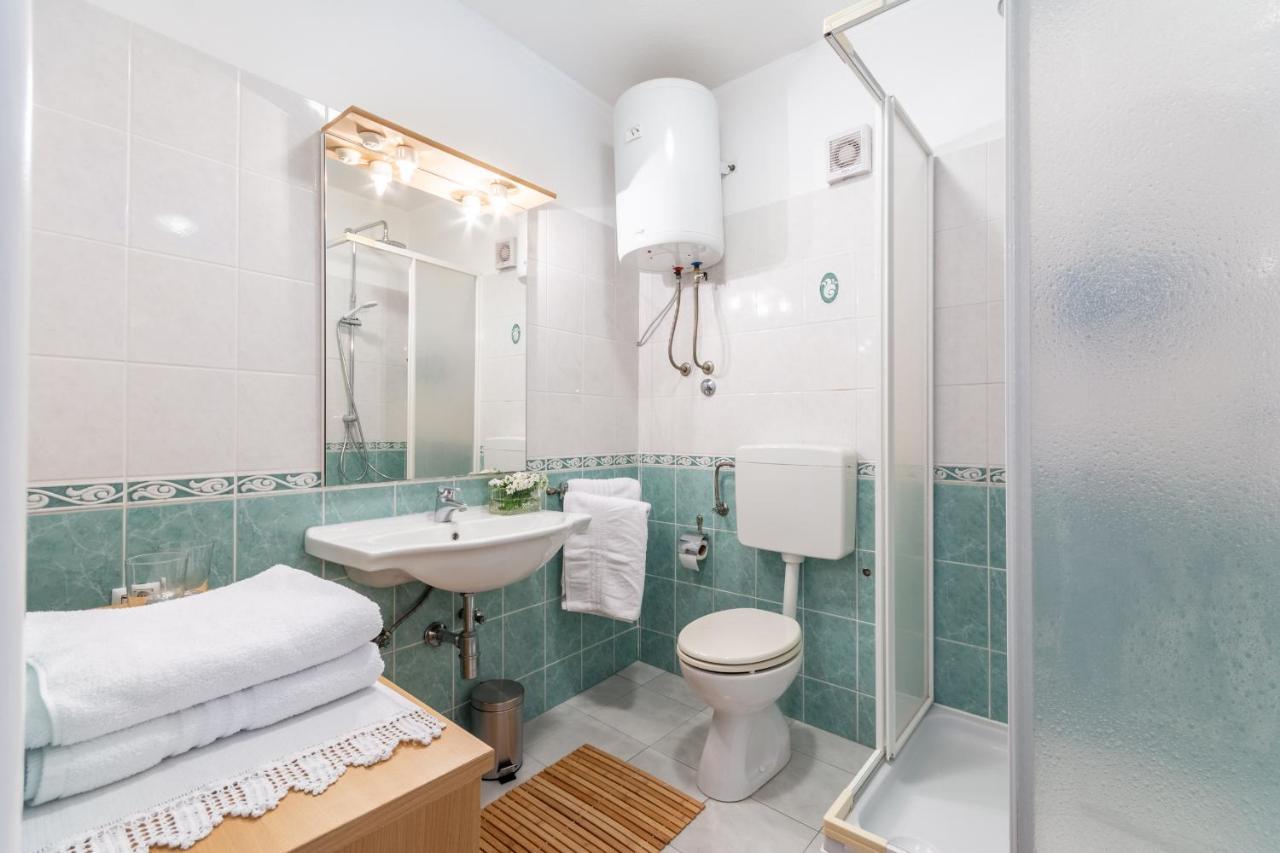 Apartment Lota With Heated Pool On Top Location スペタル エクステリア 写真